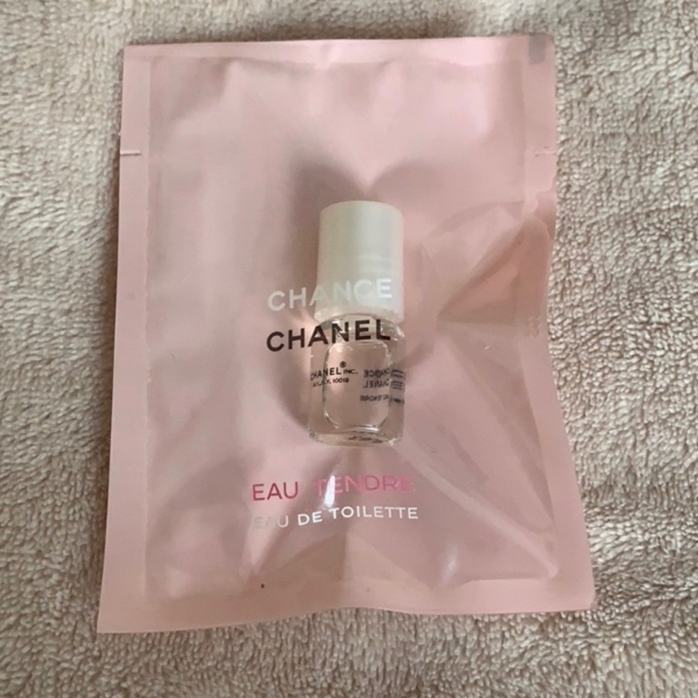 - Chanel Chance eau tendre